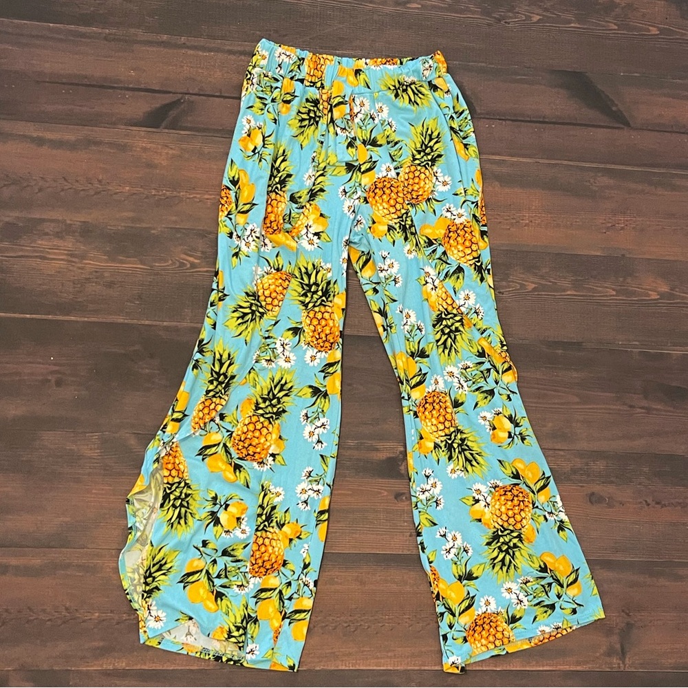 Pineapple ruffle pants